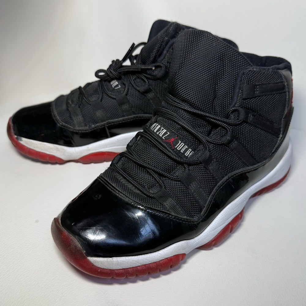 Air Jordan 11 XI Retro Bred - Black & Red - Preowned